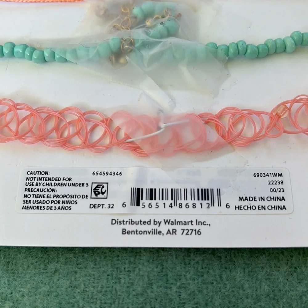 NWT Wonder Nation Pink and Silver Necklace Set 1 12” Stretch Choker 3 Extenders